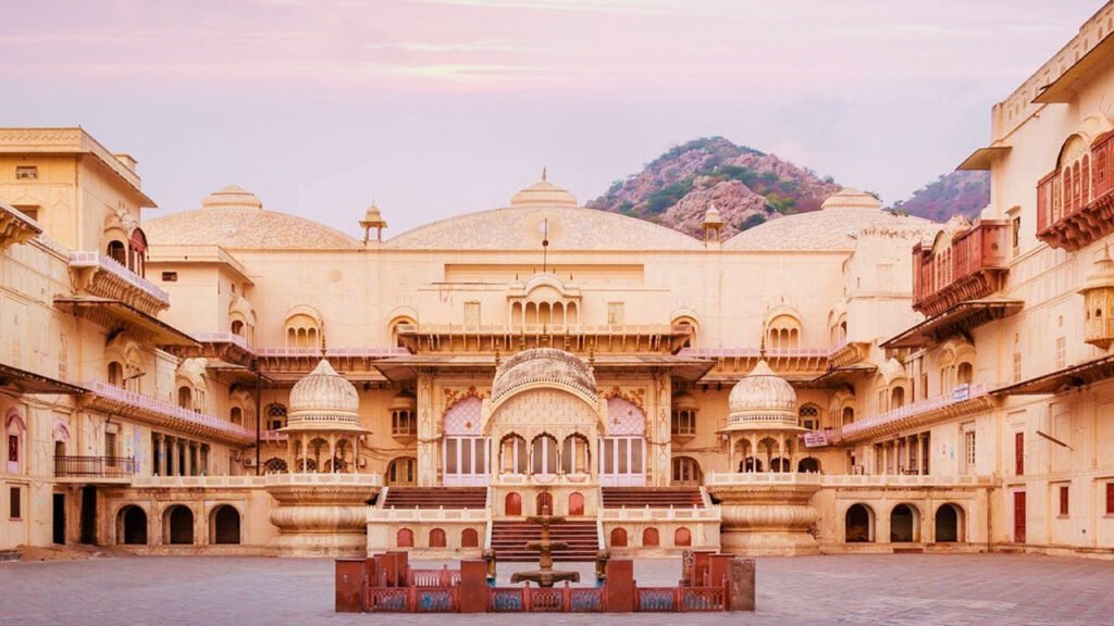 Alwar has it all: Jungles, palaces, ‘Fairy Queen’ & Akbar, Aurangzeb swords too! 2 City Palace Alwar