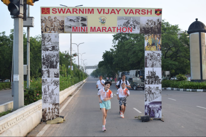 Swarnim Vijay Varsh: See Army's hi-tech weapon display as people click pics with missile launcher, celebrating India-Pak war win...