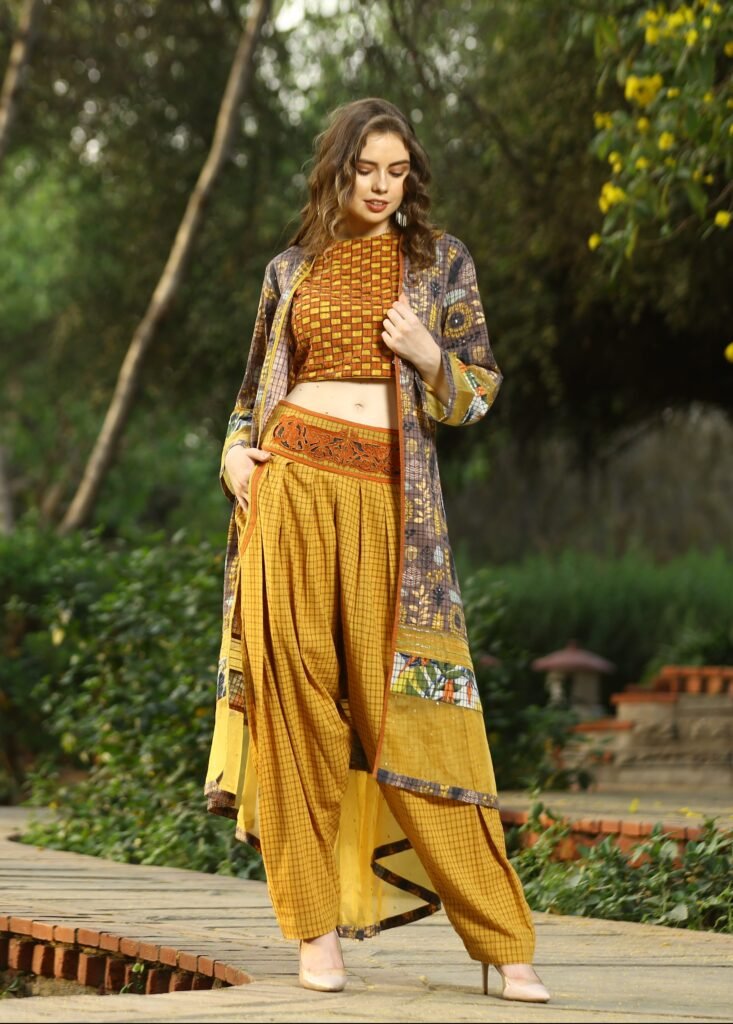 Diwali 2021: Make a Memorable Appearance in these Beautiful Outfits