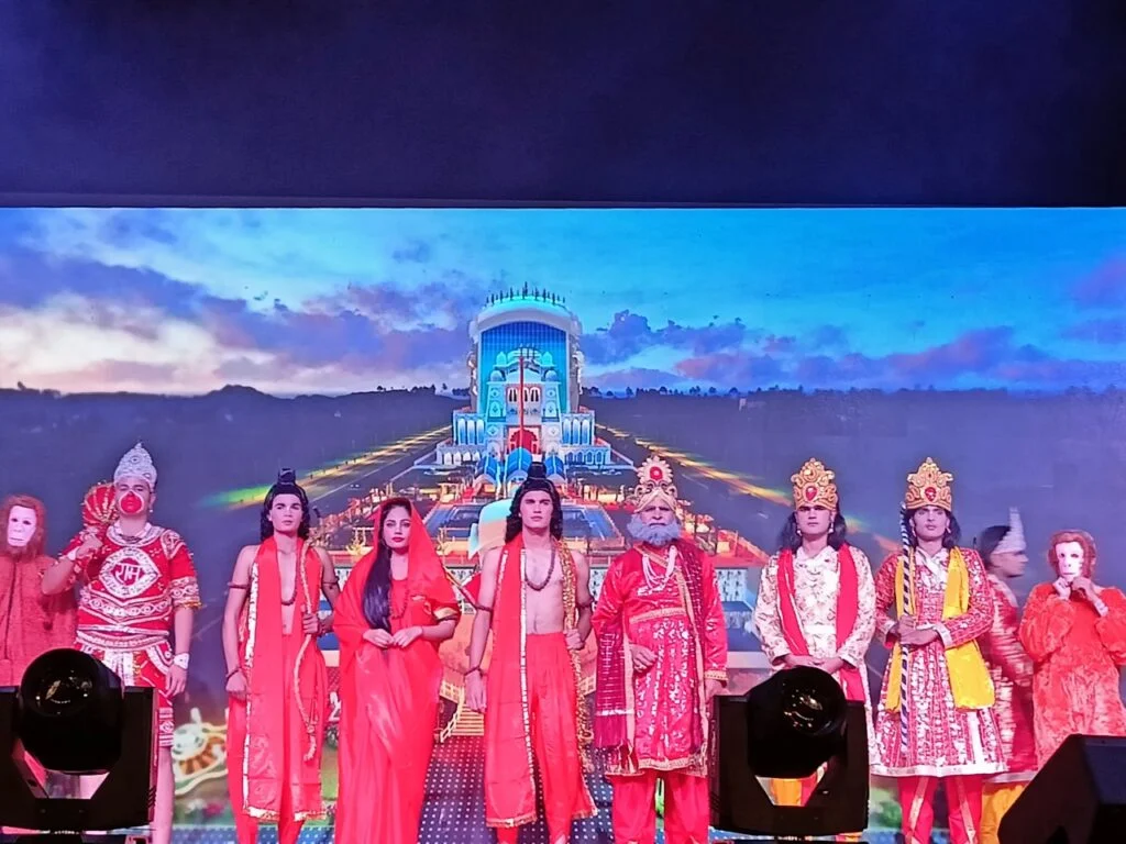Vijayadashmi celebrations at Shri Krishna Balram Mandir in Jaipur. Watch pics here...!