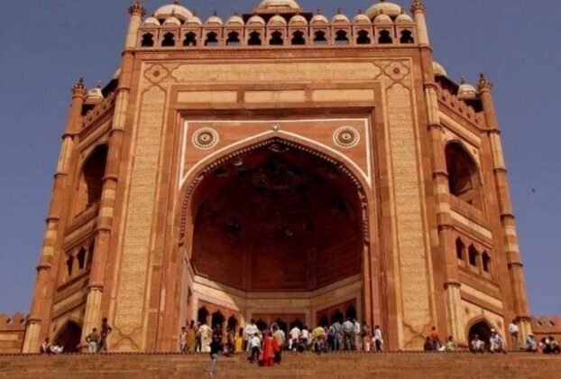 Buland Darwaza: Let's Open Into Facts Related To The World's Largest
