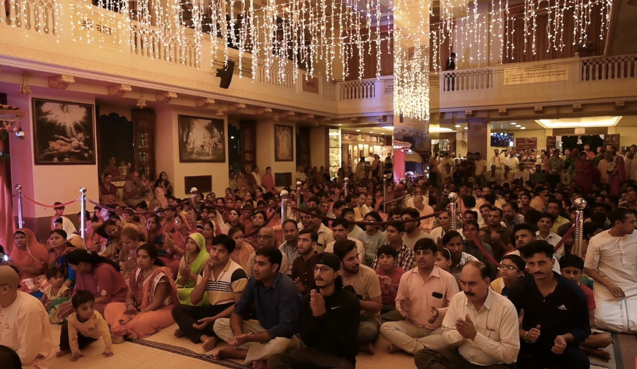 Deepotsav lights up Krishna Balaram temple in Jaipur during holy Kartik ...