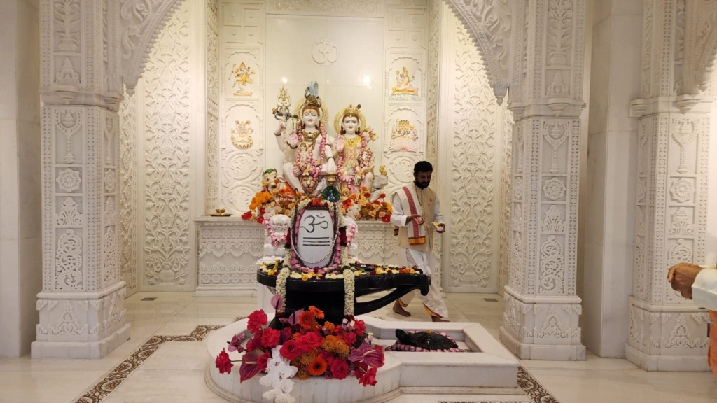 Dubai's 70,000-square-ft Majestic Hindu Temple: Watch pics inside 3 Dubai's 70,000-square-ft Majestic Hindu Temple: Watch pics inside