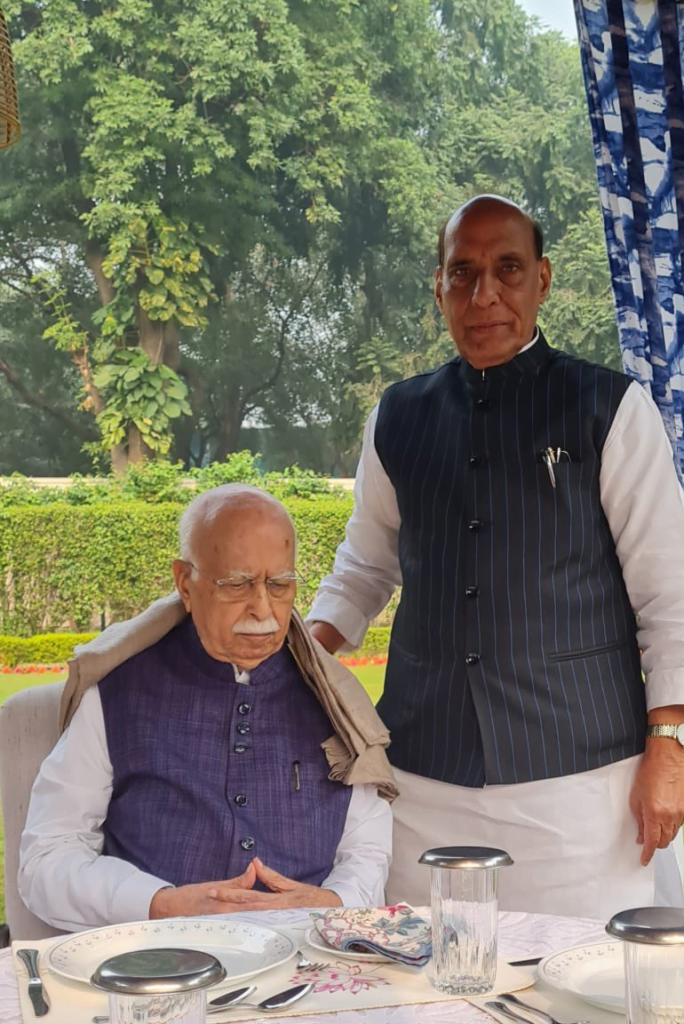 LK Advani turns 95, PM Modi wishes him 1 LK Advani turns 95, PM Modi wishes him