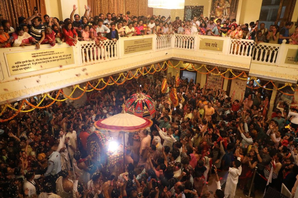 Devotees immerse in Hari Naam Chanting during Shri Gaur Purnima Festival in Jaipur 1 Devotees immerse in Hari Naam Chanting during Shri Gaur Purnima Festival in Jaipur