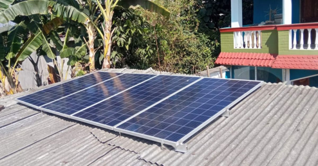 In Rural India, Solar Startups Are Powering Handlooms, Farms & Forgotten Villages 2 In Rural India, Solar Startups Are Powering Handlooms, Farms & Forgotten Villages
