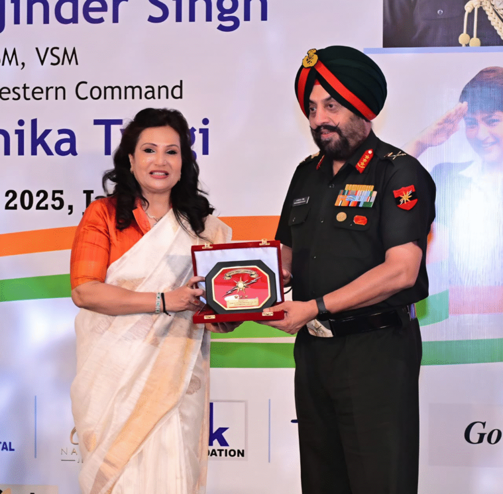 Captain Yashika Bespeaks a Tale of Grit and Courage at 'FLO SWADESH – From Ranks to Realm: Women in Command' in Jaipur. Watch Out Pics of Power-Packed Session...