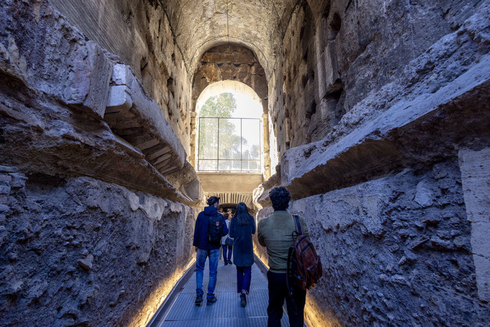 Timulus Passage Commodus Passage: Walk Into A 2,000-Year-Old Secret Tunnel Once Used By ...