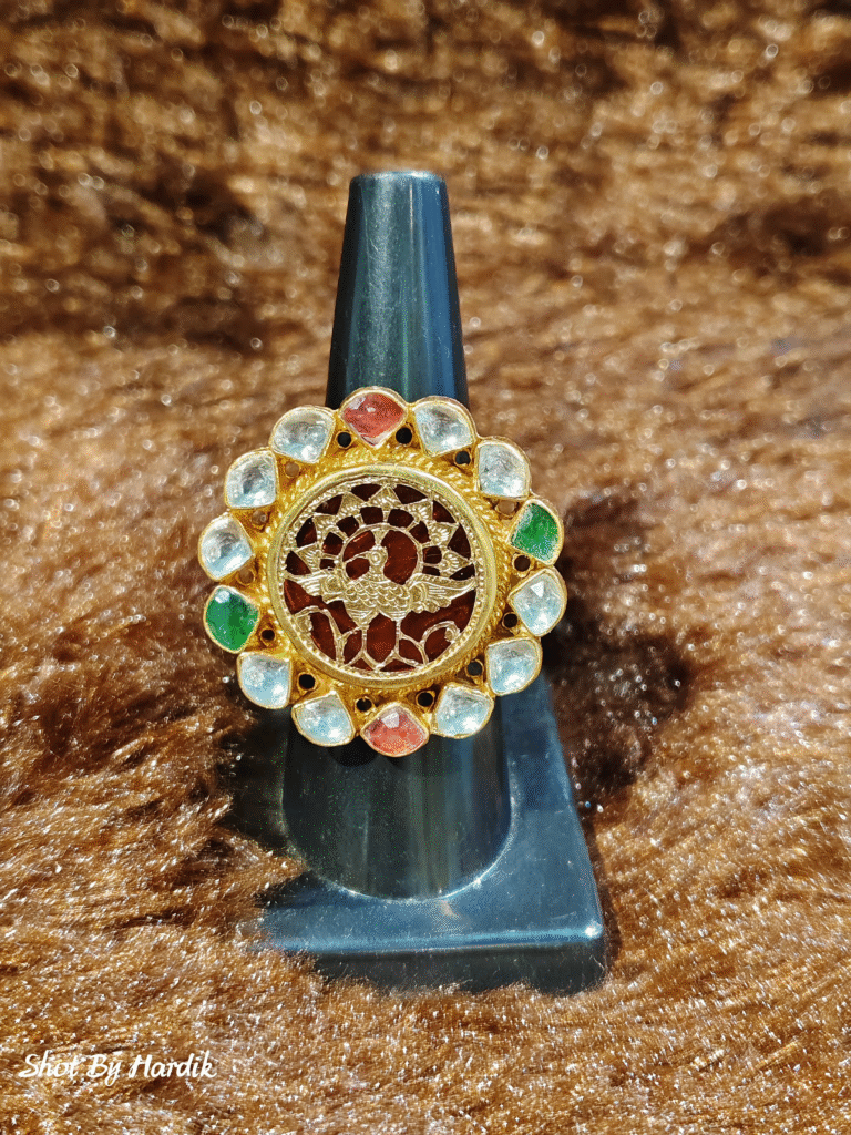 Thewa Jewellery: The Art of Gold on Glass 2 Thewa Jewellery: The Art of Gold on Glass