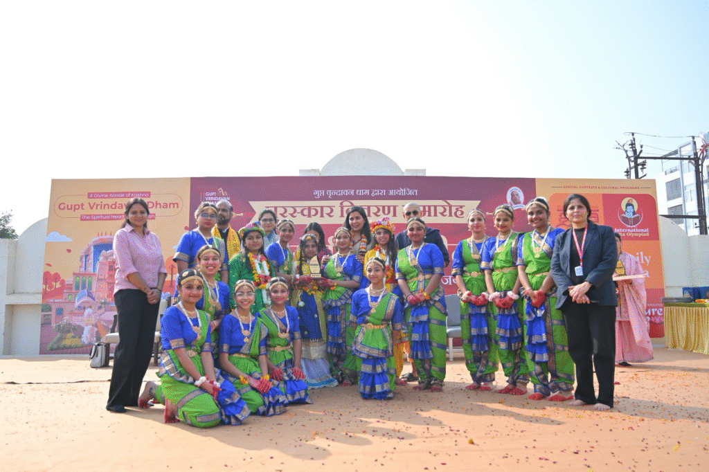 International Gita Festival: Devotees Take Spiritual Sojourn in Jaipur at Gupt Vrindavan Dham