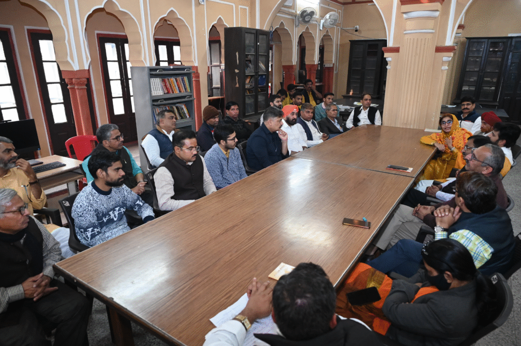 Sacrifice Builds Foundation of Values in Life, says Manoj Kumar Discussing on Book 'The Great Inspiring Sacrifice – Shri Guru Tegh Bahadur Sahib Ji'