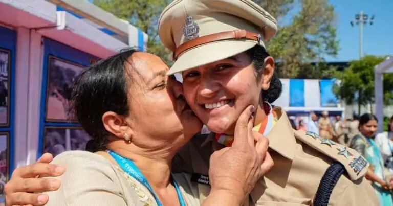 Simran Bala Makes History As First Woman To Lead All Male CRPF Contingent On Republic Day