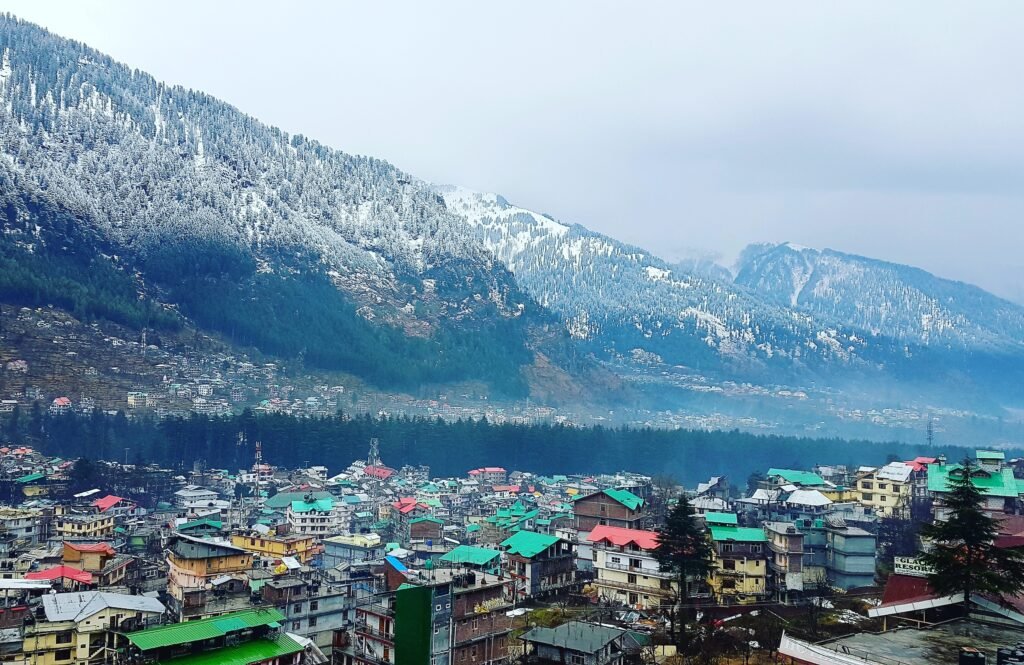 Spring Escapes: Top Hill Stations in India to Visit in March-April