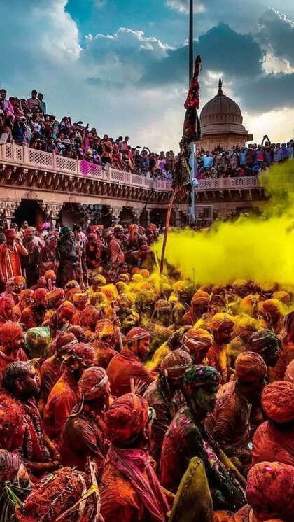 Braj Holi 2026: Mathura and Vrindavan Bask Under Week-Long Festival of Divine Love, Colors, and Caution