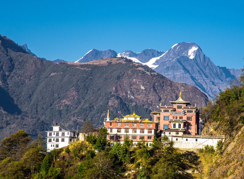 15 Best Places to Visit in India in April: Where Summer Begins Beautifully