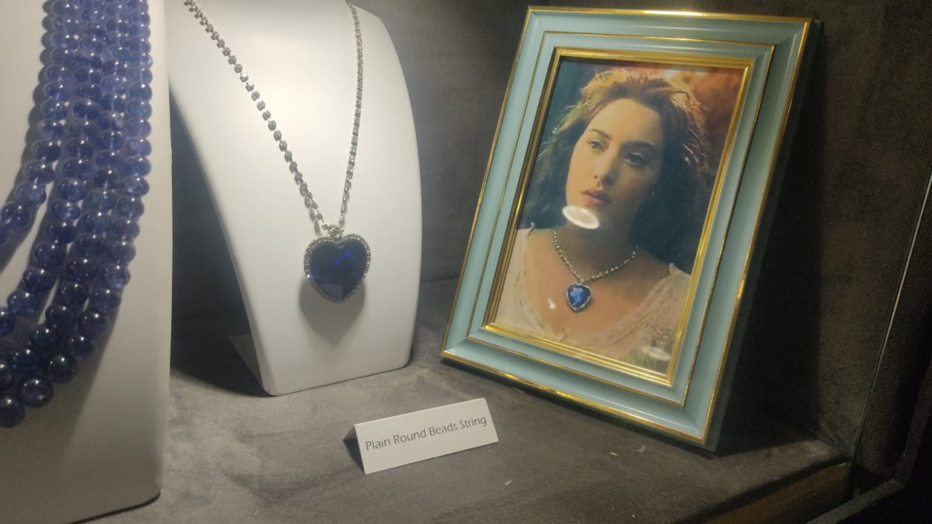 Explore a World of Rare Treasures At Khazana Mahal: Gemstones, Fossils, Royal Artefacts and Timeless Art Under One Roof 1 Explore a World of Rare Treasures At Khazana Mahal: Gemstones, Fossils, Royal Artefacts and Timeless Art Under One Roof