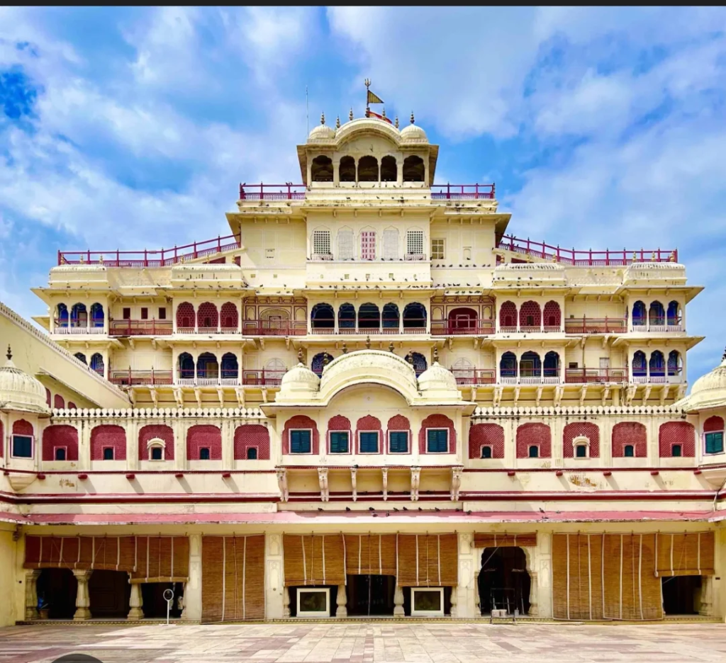 Walking Through Royalty: My Unforgettable Journey into the Heart of City Palace Jaipur