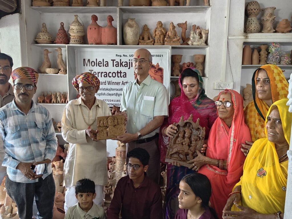 Clay, Craft and Devotion: How a Molela Family Keeps Eco-friendly Ganesh Tradition Alive